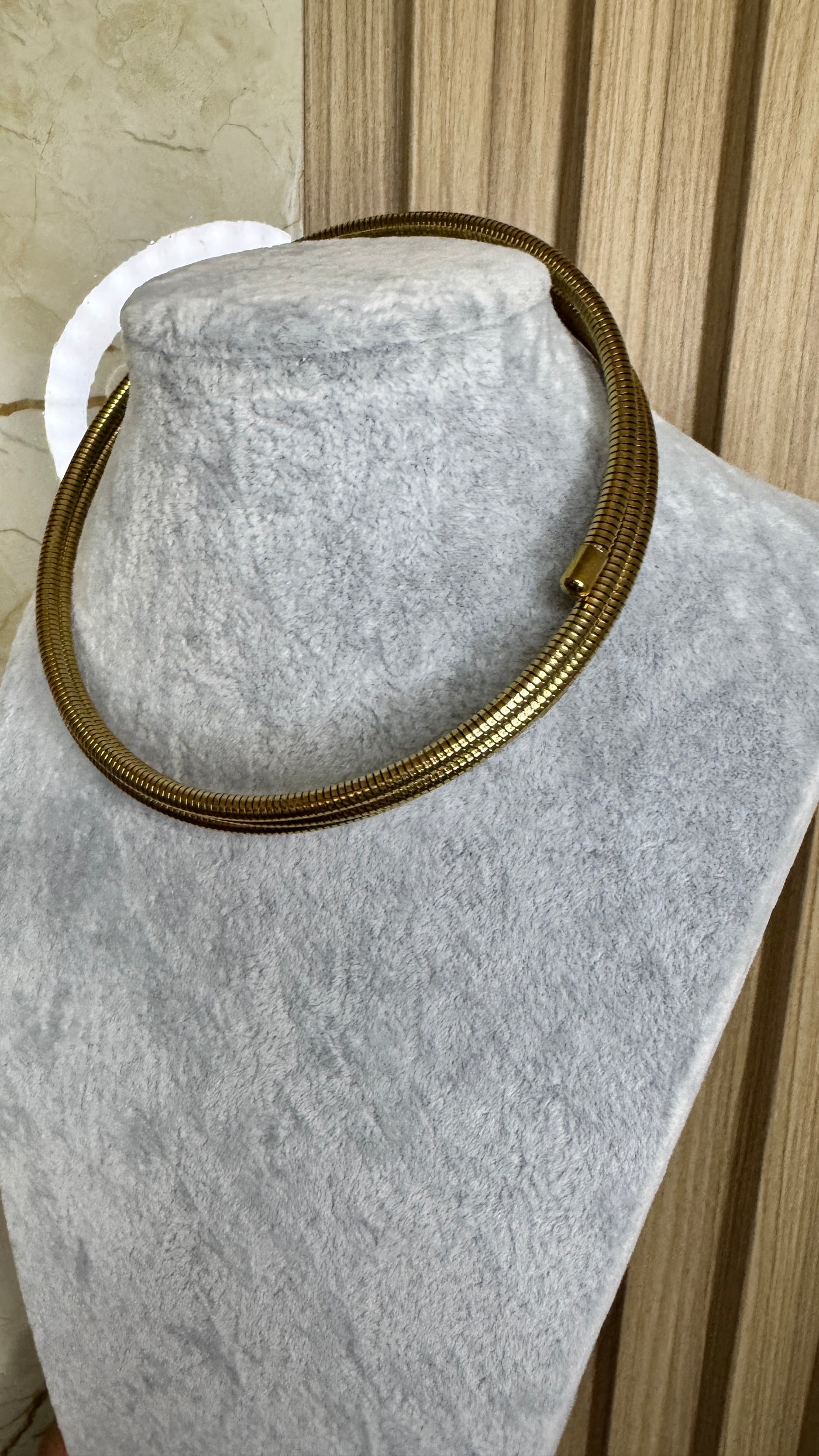 COLLANA GLOW TRIO